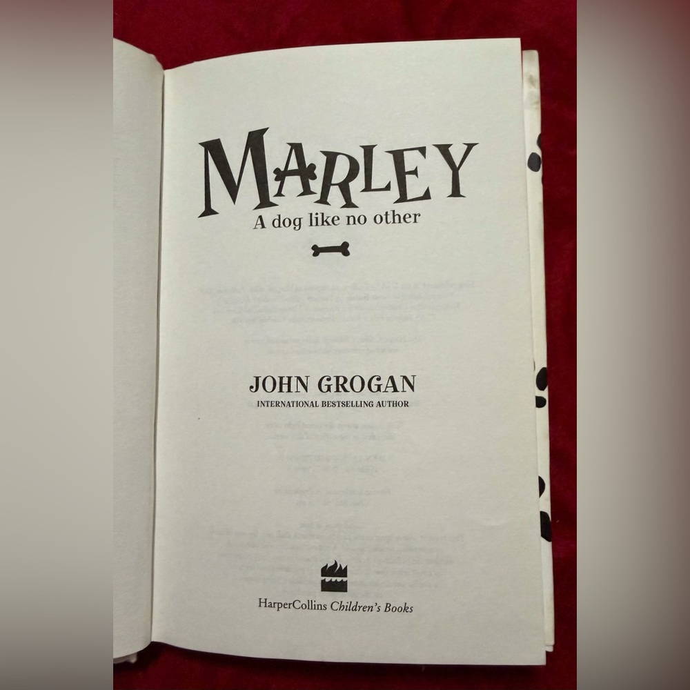 HARDBACK MARLEY AND ME BOOK NO CREASES FLAWS OR WRITING PERFECT WITH PICTURES! 🐕 - Picture 6 of 13